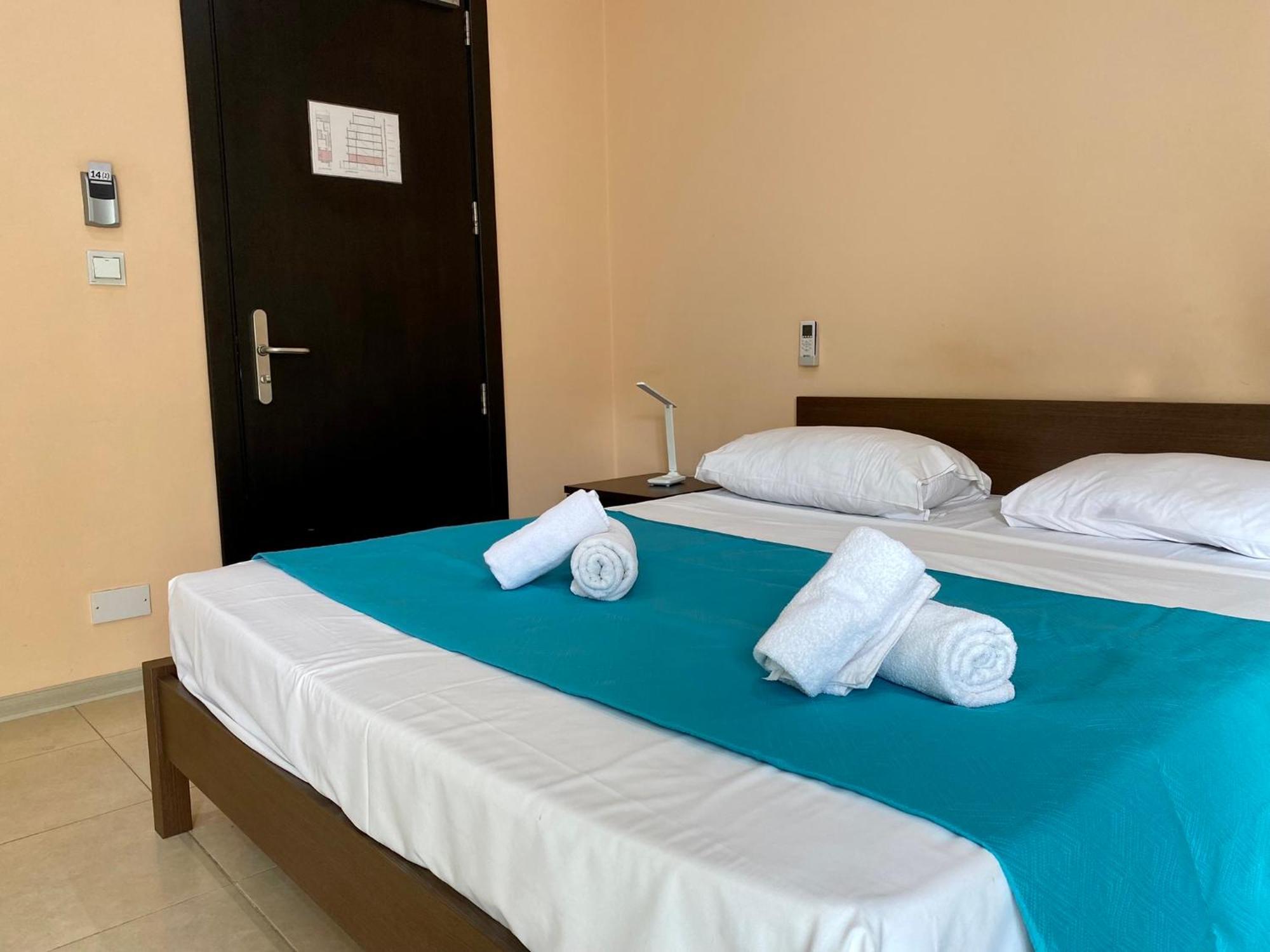 Malta Paradise Hotel Saint Julian's Екстер'єр фото